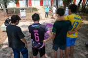 Homenagem a Isaac Augusto de Brito Vilhena de Moraes, 16 anos. Jovem foi esfaqueado após ter celular roubado, na Asa Sul Homenagem a Isaac Augusto de Brito Vilhena de Moraes, 16 anos. Jovem foi esfaqueado após ter celular roubado, na Asa Sul