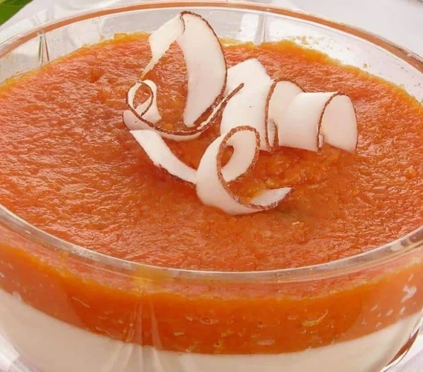 Doce de abóbora em camadas