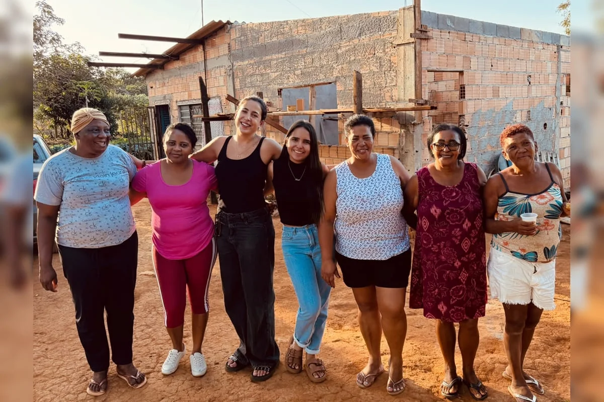 Durante três meses, estudantes participaram de eventos culturais, realizaram visitas frequentes e conheceram o coletivo de mulheres do Quilombo Mesquita Durante três meses, estudantes participaram de eventos culturais, realizaram visitas frequentes e conheceram o coletivo de mulheres do Quilombo Mesquita
