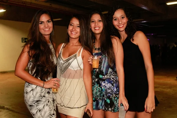 Ananda Almeida, Camila Carvalho, Gabriella Lameirão e Carolina Garoni Ananda Almeida, Camila Carvalho, Gabriella Lameirão e Carolina Garoni