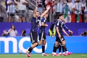 Giovani Lo Celso, de falta, marcou para a Argentina contra a Jordânia