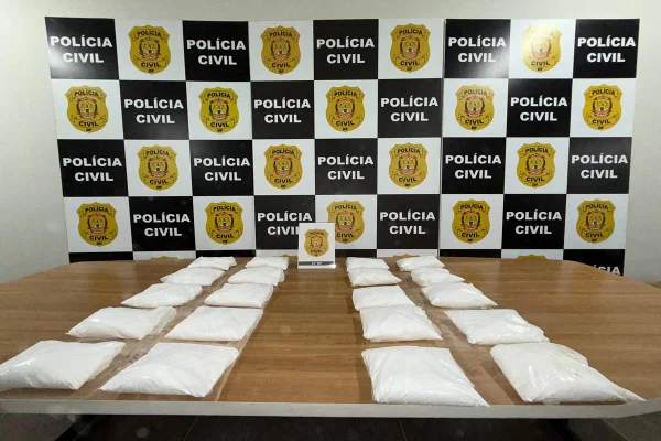 Polícia desmonta quadrilha que enviava grandes cargas de cocaína ao DF