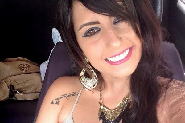 Após ex matar seus filhos, mulher se torna ativista contra a violência