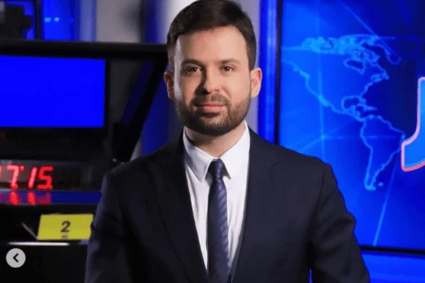 Jornalista escalado para apresentar JN cai em pegadinha ao vivo