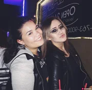 Demi Lovato se irrita com a ‘stalker’ de famosos Stalker Sarah - imagem 2