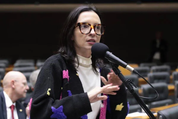 deputada Ana Pimentel (PT-MG) - Metrópoles