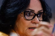 A senadora Damares Alves
