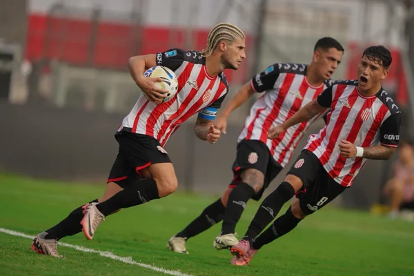 Conheça o Barracas Central, polêmico rival do Vasco na Sul-Americana
