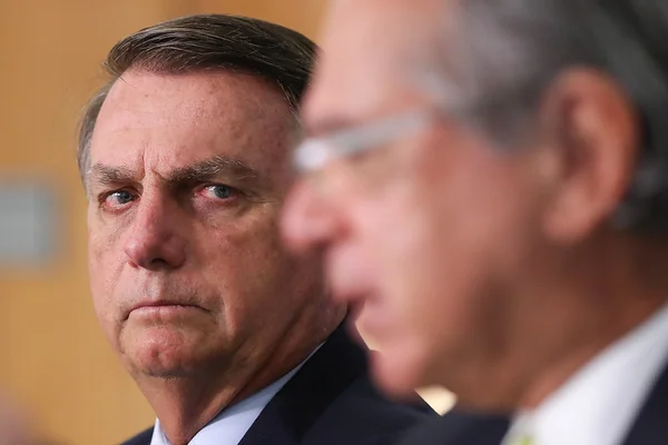 Bolsonaro fala que economia do país surpreendeu em 2020 e defende reformas