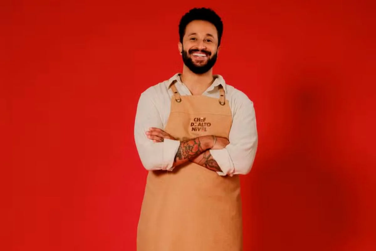 Pedro Fartura, 32 anos, profissional, é natural do Rio de Janeiro (RJ) e chef do restaurante Mäska, com repertório que combina influências mineiras, árabes, portuguesas e brasileiras Pedro Fartura, 32 anos, profissional, é natural do Rio de Janeiro (RJ) e chef do restaurante Mäska, com repertório que combina influências mineiras, árabes, portuguesas e brasileiras