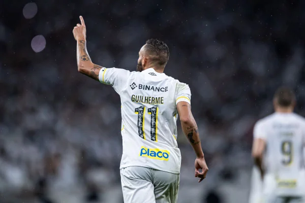 Santos vence Bragantino e garante vaga na final do Paulistão