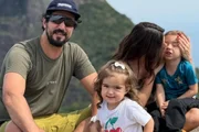 Thaila Ayala, Renato Goes e os filhos Francisco e Tereza