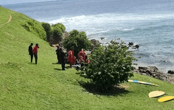 BA: após ser resgatada, morre turista que se afogou no Farol da Barra