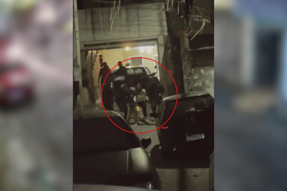 Ação da GCM em Guarulhos tem bombas e tiros em moradores de favela Ação da GCM em Guarulhos tem bombas e tiros em moradores de favela