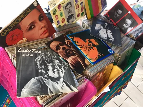 Dia dos Namorados retrô: sete discos de vinil para presentear seu amor