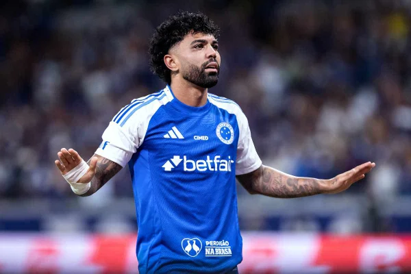 Criminosos que aplicaram golpes em jogadores da Série A são presos