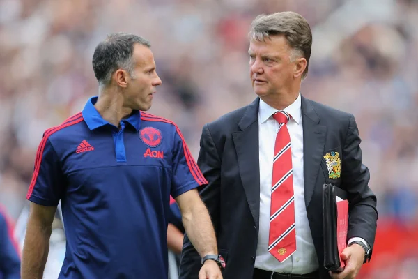 Ryan Giggs e Van Gaal no Manchester United