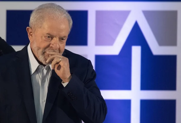 Guerra na Ucrânia: Lula defende “urgência” em negociação de paz
