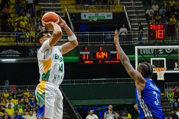 Basquete: em Brasília, República Dominicana bate Brasil pelas Eliminatórias - destaque galeria Basquete: em Brasília, República Dominicana bate Brasil pelas Eliminatórias - destaque galeria
