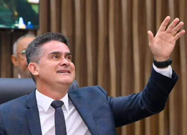 imagem colorida de david almeida
