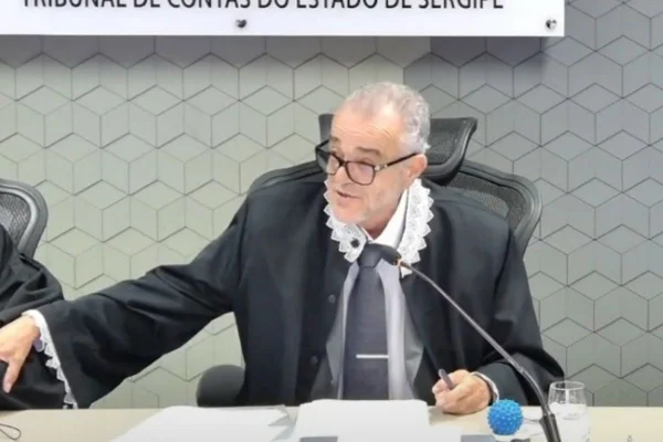 TCE DE SERGIPE APROVOU DESEMBOLSO MILIONÁRIO A CONSELHEIROS EM MENOS DE UM MINUTO - METRÓPOLES