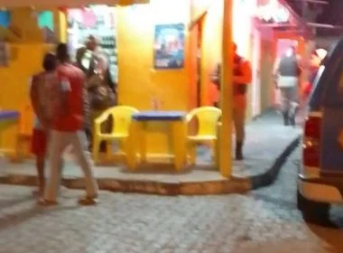 Dois homens são mortos a tiros em bar na Bahia