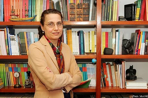 Brasil mal prejudica autor lá fora, diz maior agente literária do país