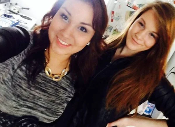 Selfie de amigas no Facebook ajuda polícia a desvendar assassinato