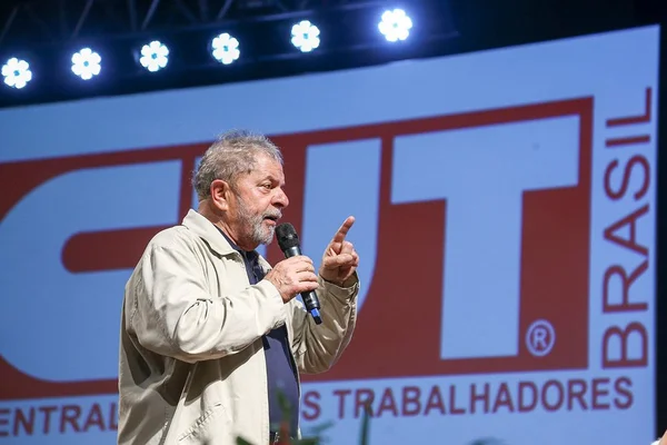 Bumlai admite que levou empresário até Lula, mas nega repasse à nora do petista