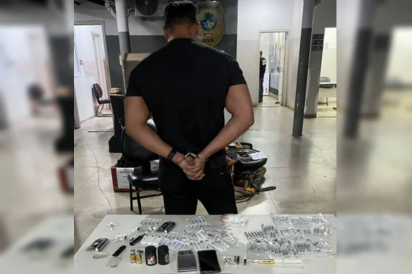 Servidor de prefeitura é preso por tráfico de vape com maconha