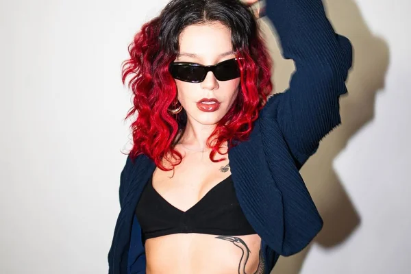 Antes e depois: Priscilla Alcântara surpreende com novo visual "black" - Metrópoles