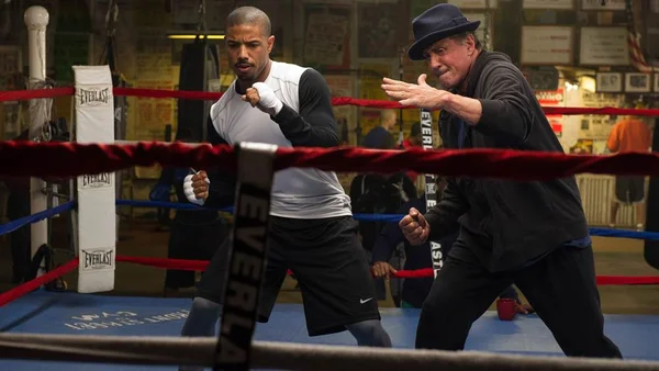 “Creed – Nascido para Lutar” renova a franquia de Rocky Balboa de um jeito genuíno e emocionante