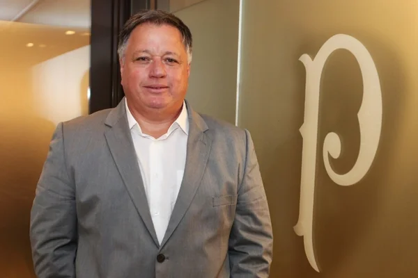 Palmeiras anuncia Anderson Barros como diretor de futebol