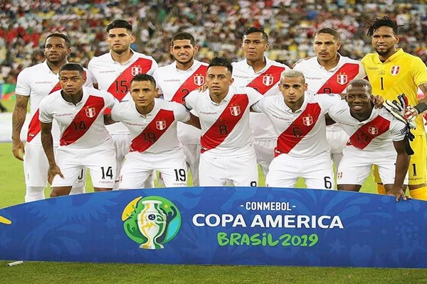 Copa América: lesionado, Farfán é cortado da seleção peruana