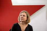 Gleisi Hoffmann defendeu controle de redes sociais