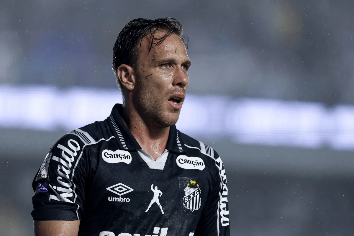 Santos confirma lesão de Arthur, desfalque contra o Flamengo