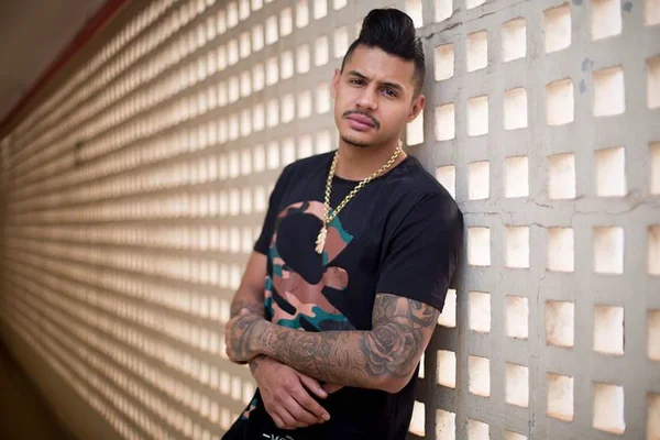 Hungria: rapper sai da Cidade Ocidental e ganha o Brasil com a música