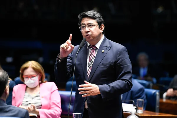 PM condenado no massacre do Carandiru é motorista de senador de SP