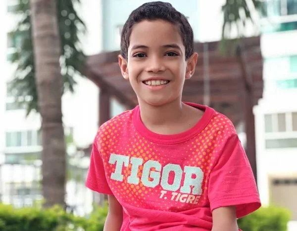 Mãe pede doações de sangue para filho