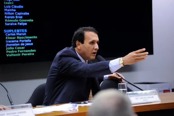 Deputado Carlos Henrique Gaguim (PODE) é condenado pelo TJ-TO