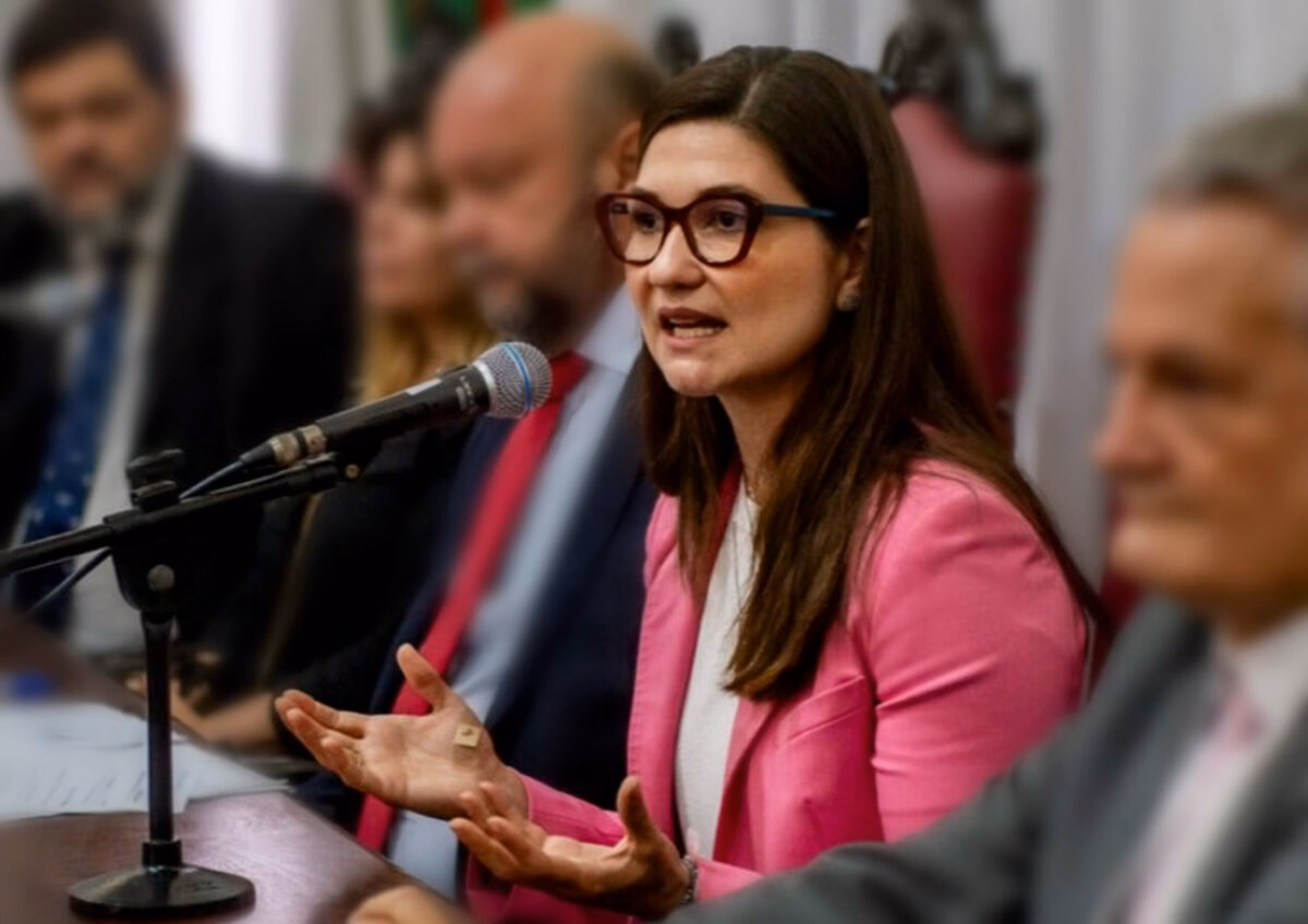 Melina Fachin