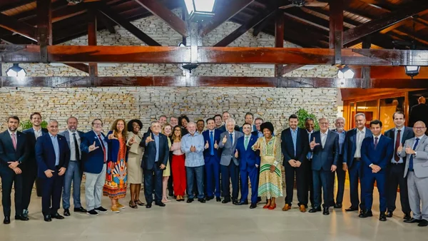 Presidente Lula em jantar com líderes da Câmara dos Deputados