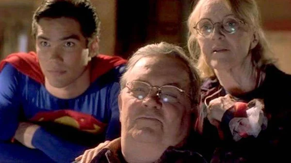 Eddie Jones, ator da série Lois & Clark, morre aos 82 anos