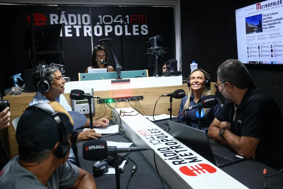Celina estuda aumentar redações corrigidas nos concursos CBMDF e Sedes - imagem 5 Celina estuda aumentar redações corrigidas nos concursos CBMDF e Sedes - imagem 5