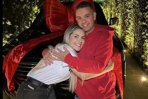 Foto colorida de Danilo Brito e Deolane Bezerra - Metrópoles