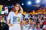 Janja participa de convenção do PT em SP que oficializou candidatura de Lula à reeleição