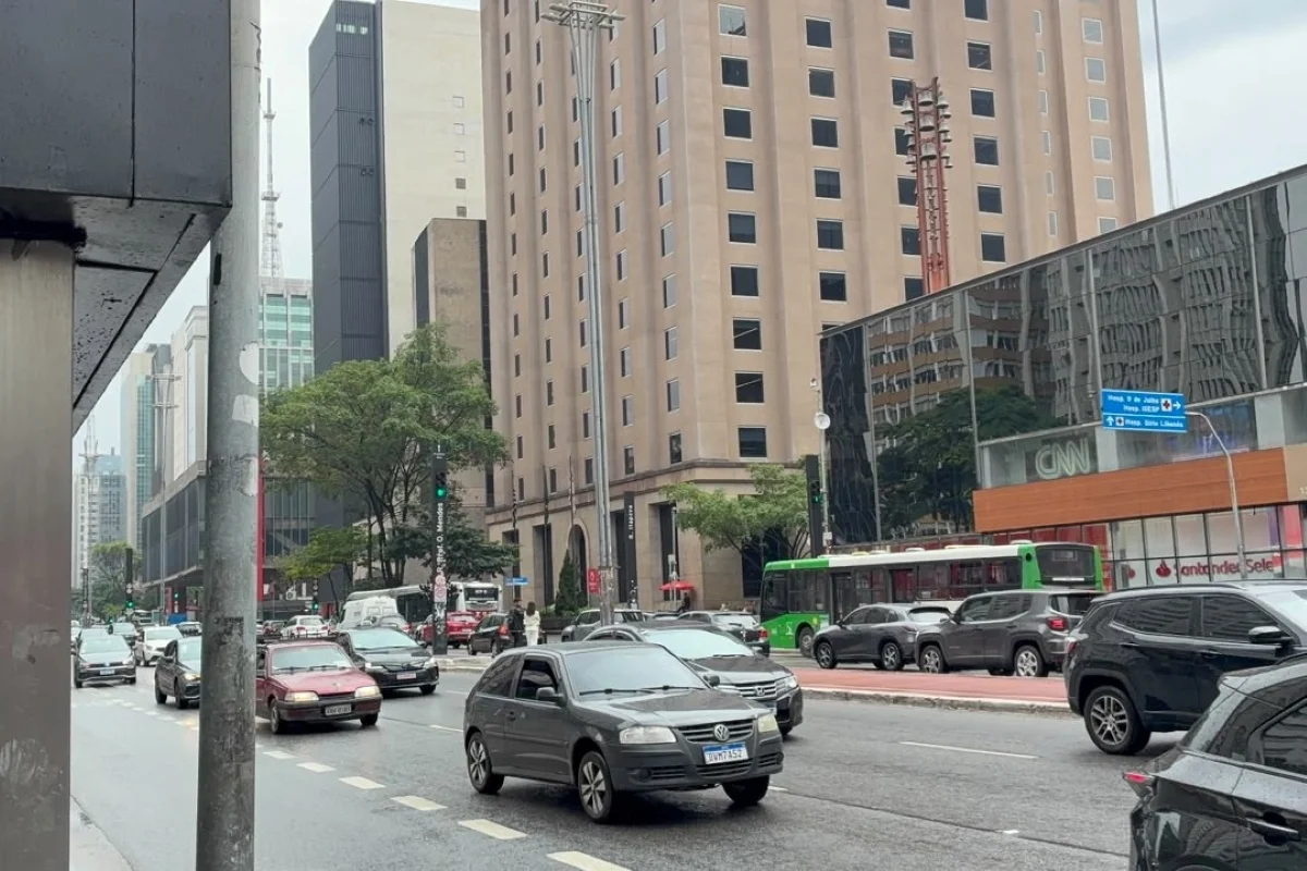 Movimentação na Avenida Paulista Movimentação na Avenida Paulista