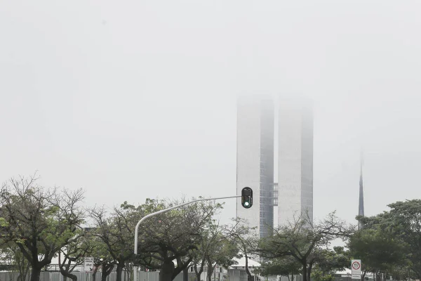Neblina DF Esplanada