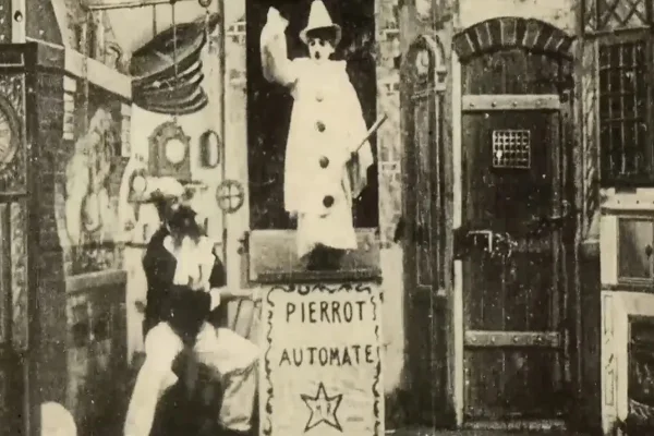 Frame da primeira aparição de um robô no cinema