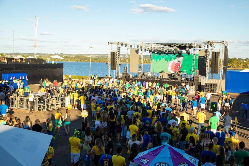 Yurb: novo point de Brasília recebe shows de Alok e Cleber & Cauan - imagem 1 Yurb: novo point de Brasília recebe shows de Alok e Cleber & Cauan - imagem 1